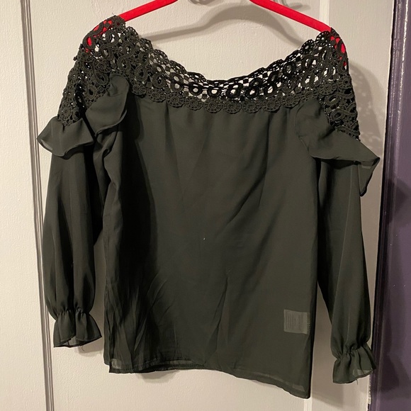 Off The Shoulder Top - Picture 2 of 2